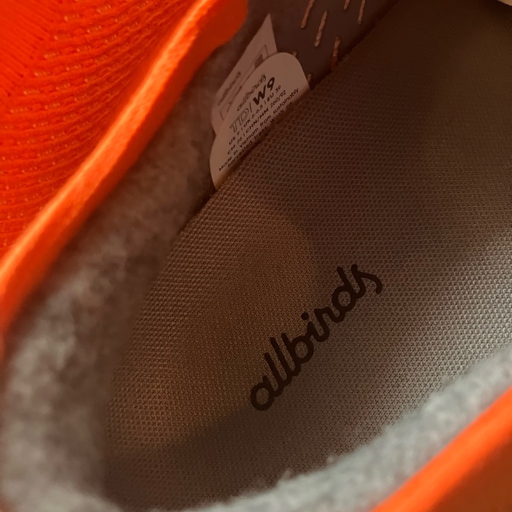 Women’s size 9 orange slip on Allbirds - Picture 5 of 10